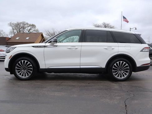 Used 2020 Lincoln Aviator Reserve w/ Elements Package Plus AWD/4WD image 2