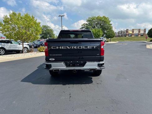 Used 2023 Chevrolet Silverado 1500 LT w/ Z71 Off-Road Package AWD/4WD image 9