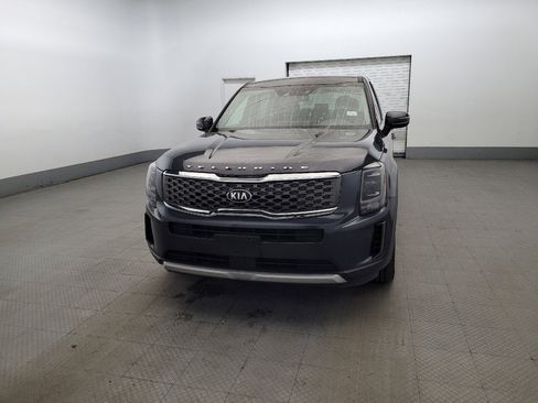 Used 2020 Kia Telluride LX AWD/4WD image 15