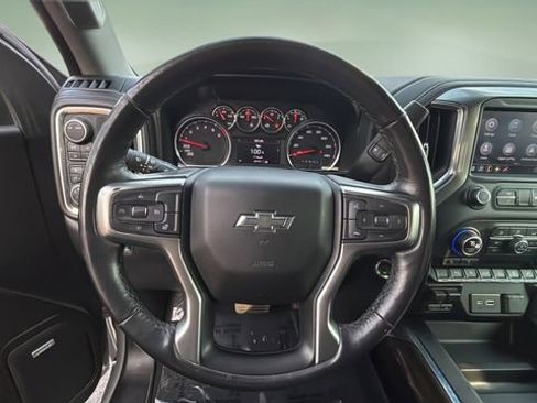 Used 2020 Chevrolet Silverado 1500 LT Trail Boss image 11