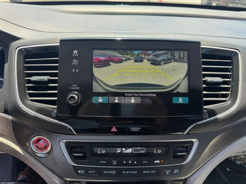 Used 2019 Honda Pilot EX image 13