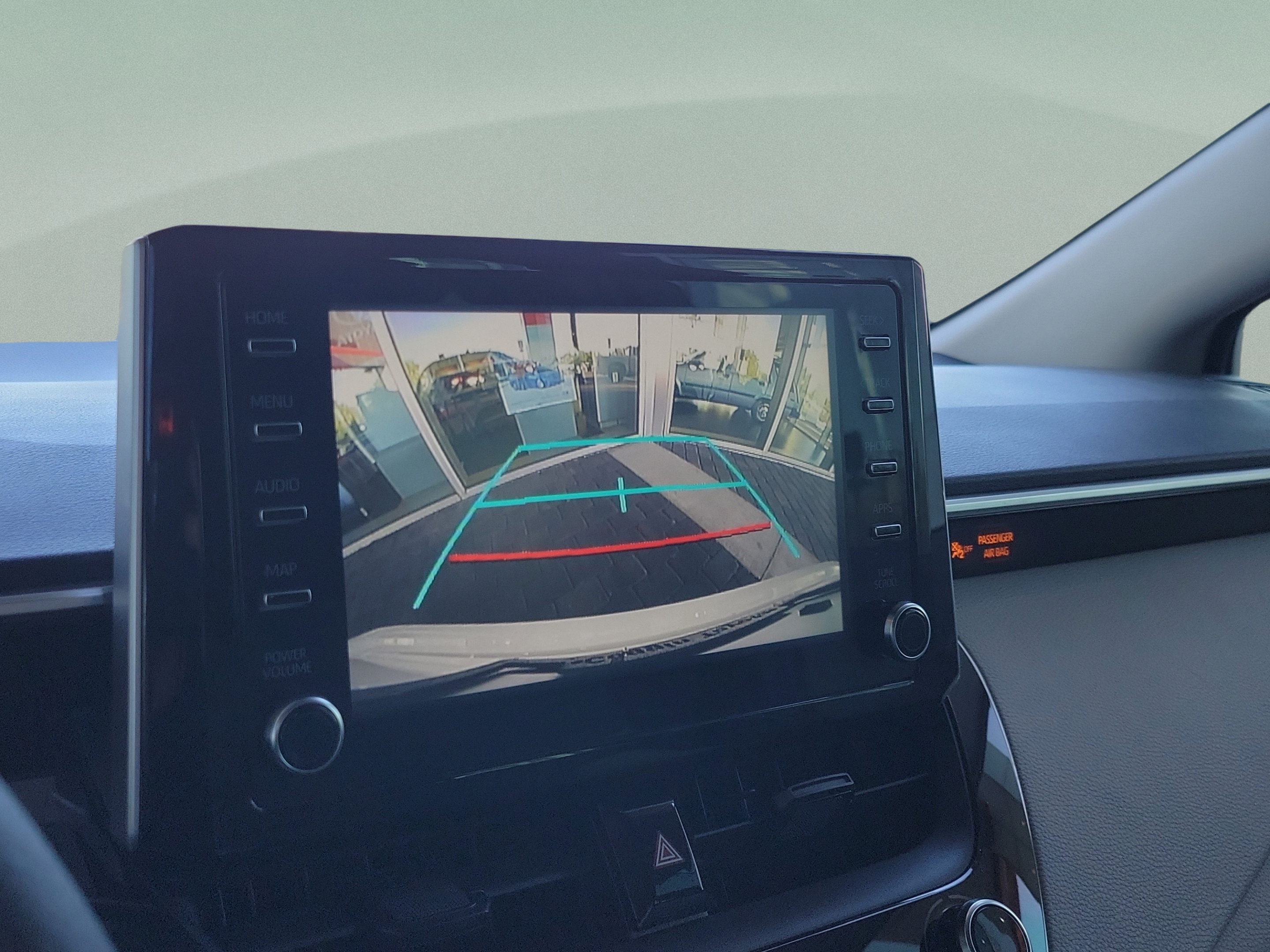 Used 2020 Toyota Corolla LE FWD image 14