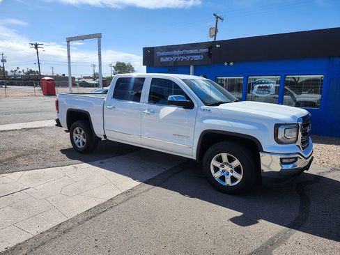 Used 2018 GMC Sierra 1500 SLT image 8
