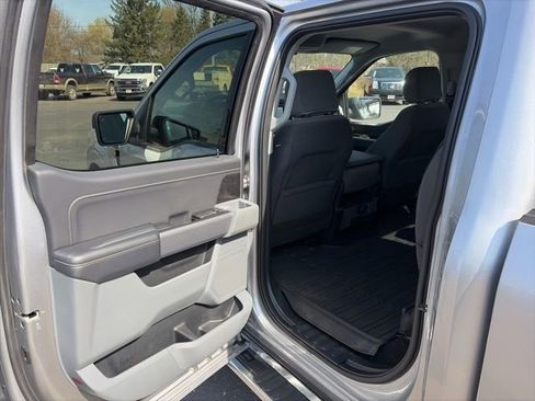 Used 2022 Ford F150 XLT w/ Equipment Group 302A High AWD/4WD image 15