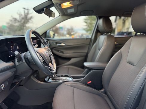 Used 2024 Buick Encore GX Preferred w/ Comfort Package image 15