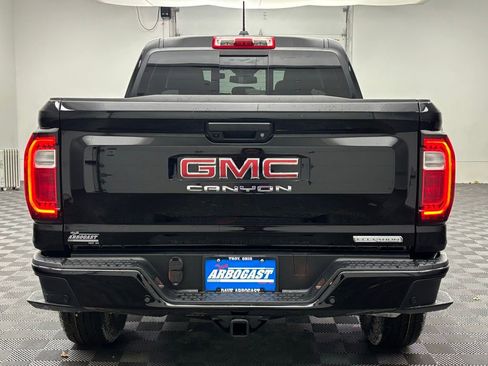 New 2026 GMC Canyon Elevation w/ Convenience Package image 8