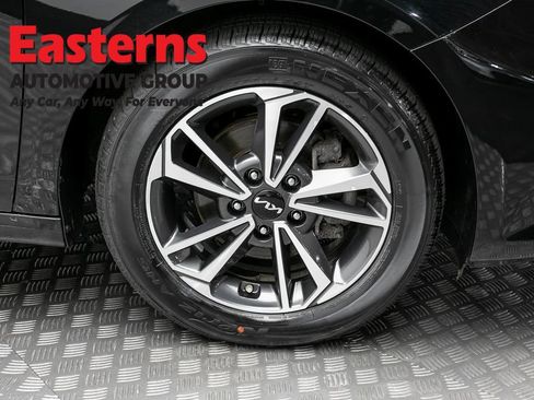 Used 2023 Kia Forte LXS w/ LXS Technology Package FWD image 31