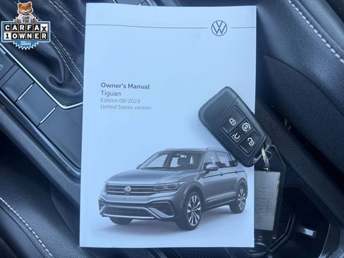 Used 2024 Volkswagen Tiguan SE FWD image 30