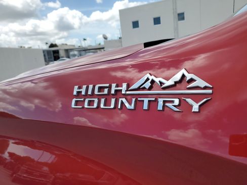 Used 2021 Chevrolet Silverado 1500 High Country AWD/4WD image 29