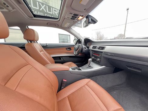 Used 2013 BMW 328i xDrive 328i xDrive AWD 2dr Coupe w/ Premium Pkg image 10