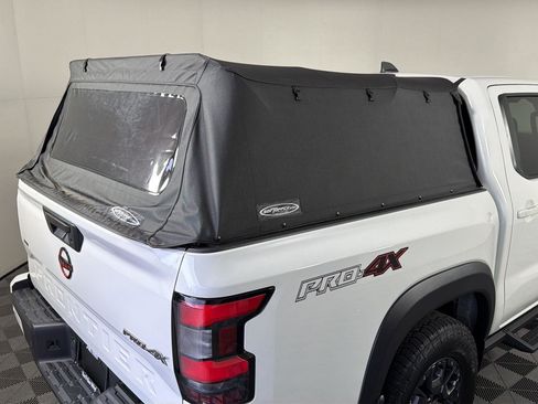 Used 2023 Nissan Frontier PRO-4X w/ Pro-4X Premium Package AWD/4WD image 15