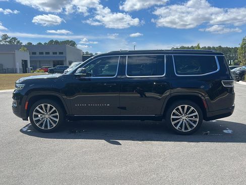 Used 2022 Jeep Grand Wagoneer Series II w/ Convenience Group III AWD/4WD image 8