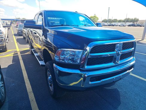 Used 2016 RAM 2500 Tradesman w/ Chrome Appearance Group AWD/4WD image 4