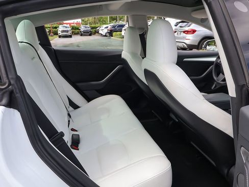 Used 2023 Tesla Model 3 Standard Range RWD image 34