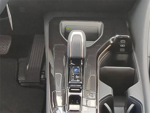 New 2026 Toyota Crown XLE image 18