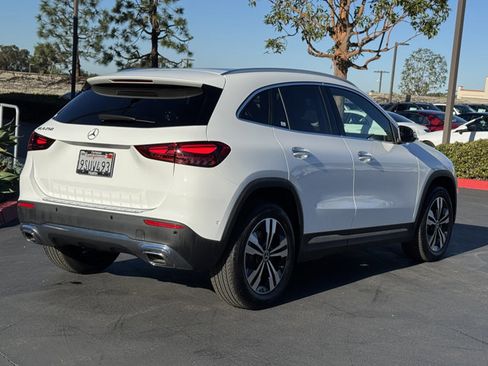 Used 2025 Mercedes-Benz GLA 250 image 11