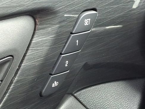 Used 2023 Chevrolet Traverse High Country w/ LPO, Floor Liner Package AWD/4WD image 25