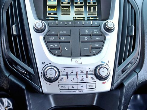 Used 2016 Chevrolet Equinox LT w/ Convenience Package image 21