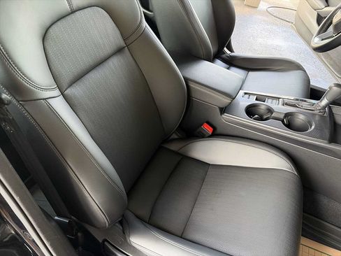 Used 2024 Honda Civic EX-L image 25