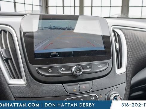 Used 2024 Chevrolet Malibu LT FWD image 11