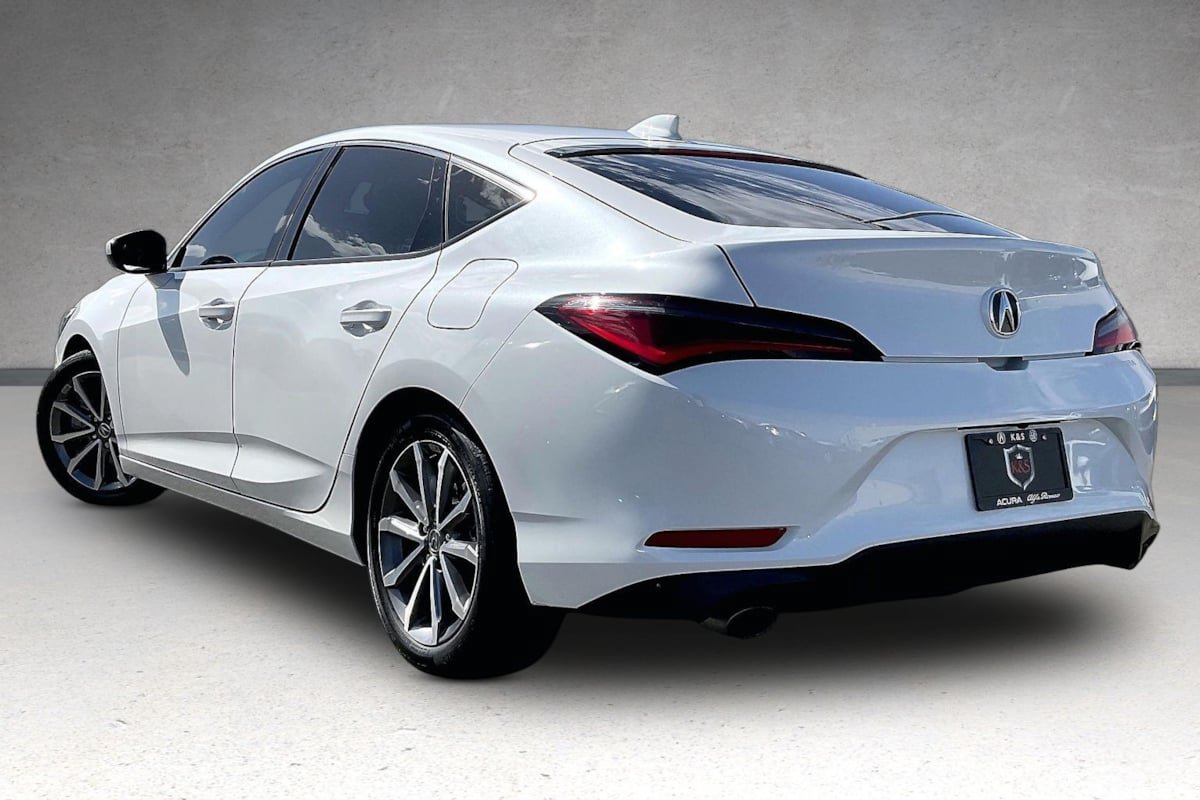 Used 2025 Acura Integra FWD image 3