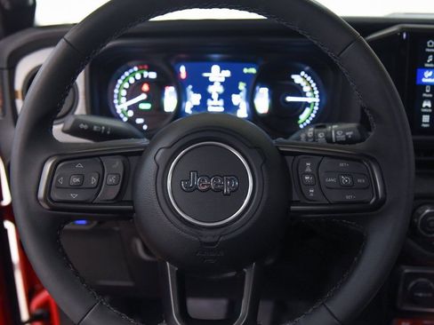 Used 2025 Jeep Wrangler Unlimited Sport S 4xe AWD/4WD image 16