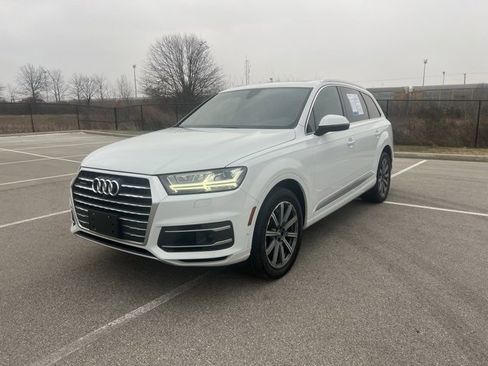 Used 2019 Audi Q7 3.0T Premium Plus w/ Premium Plus Package image 3