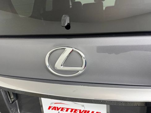 Used 2018 Lexus GX 460 Premium w/ Premium Package AWD/4WD image 11
