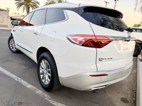 Used 2022 Buick Enclave Premium image 7