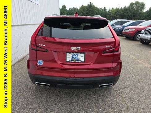 Used 2024 Cadillac XT4 Premium Luxury FWD image 9