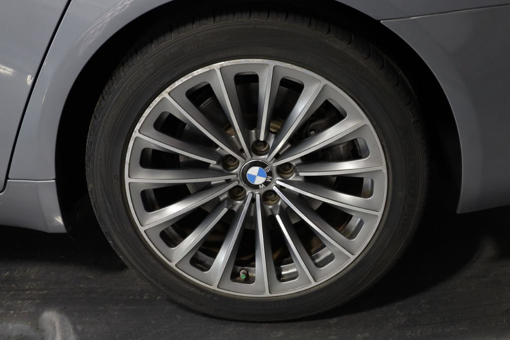 Used 2012 BMW 740Li RWD image 36
