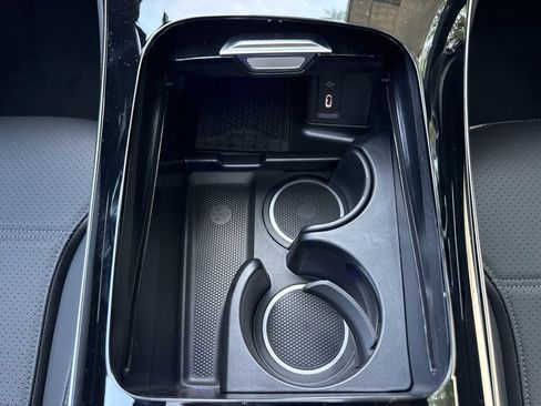 New 2025 Mercedes-Benz GLC 300 4MATIC image 25