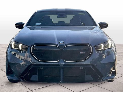 Used 2026 BMW M5 w/ Carbon Package image 3