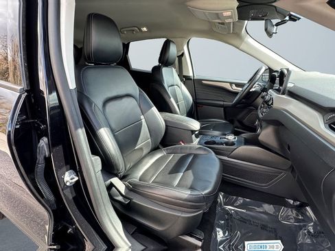 Used 2022 Ford Escape SEL FWD image 15
