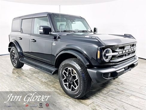 Used 2025 Ford Bronco Outer Banks image 1