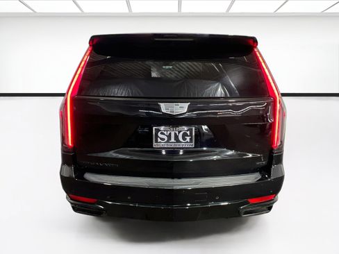 Used 2021 Cadillac Escalade Sport Platinum AWD/4WD image 5
