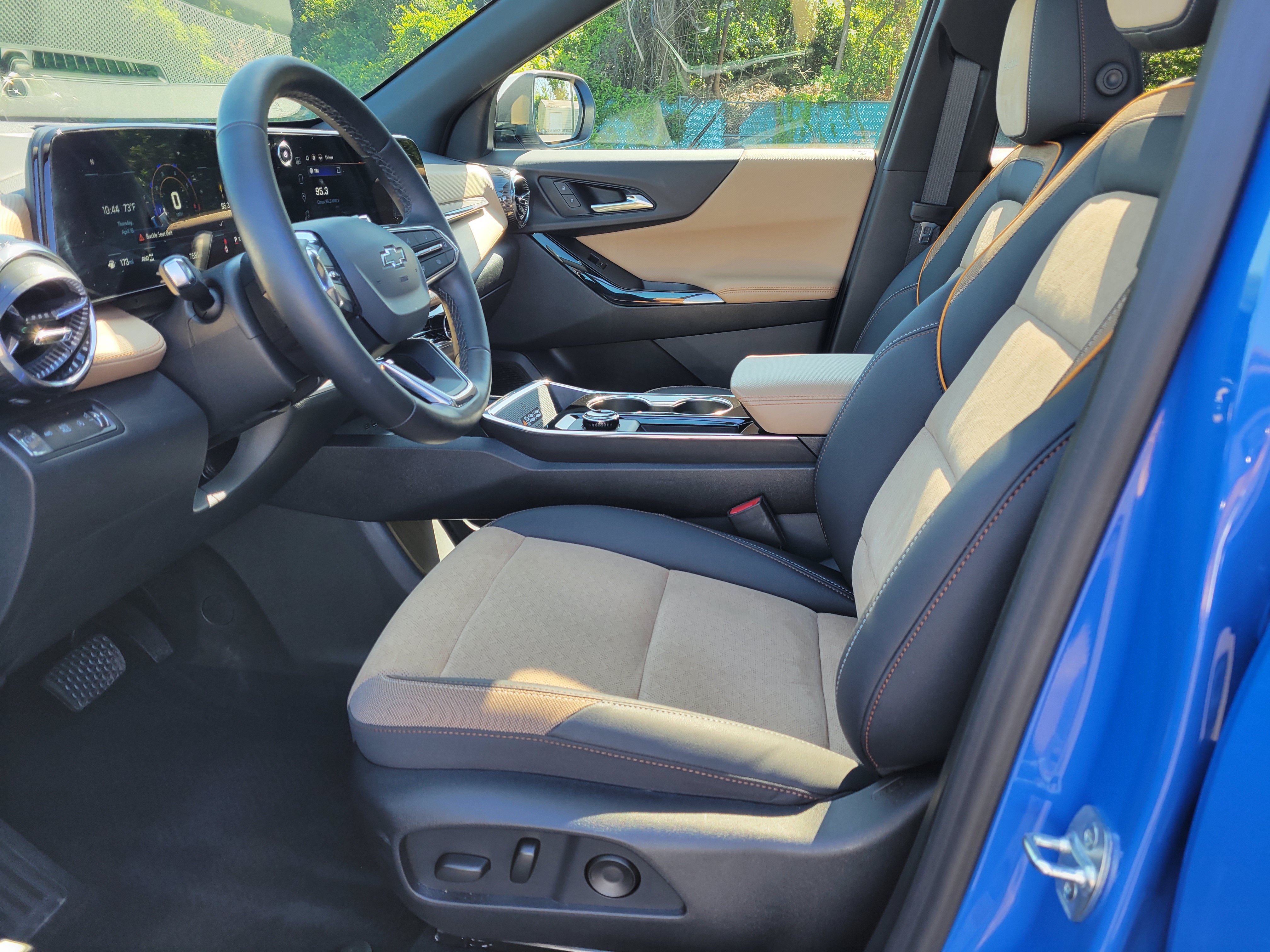 Certified 2026 Chevrolet Equinox ACTIV w/ Convenience Package III AWD/4WD image 33