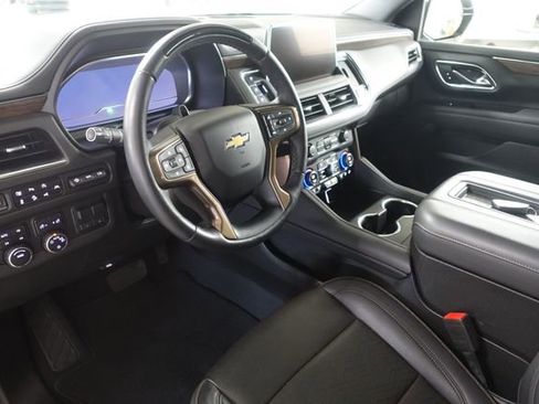 Used 2024 Chevrolet Tahoe High Country w/ Advanced Technology Package AWD/4WD image 10