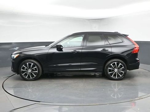 Used 2023 Volvo XC60 B5 Plus w/ Climate Package AWD/4WD image 6