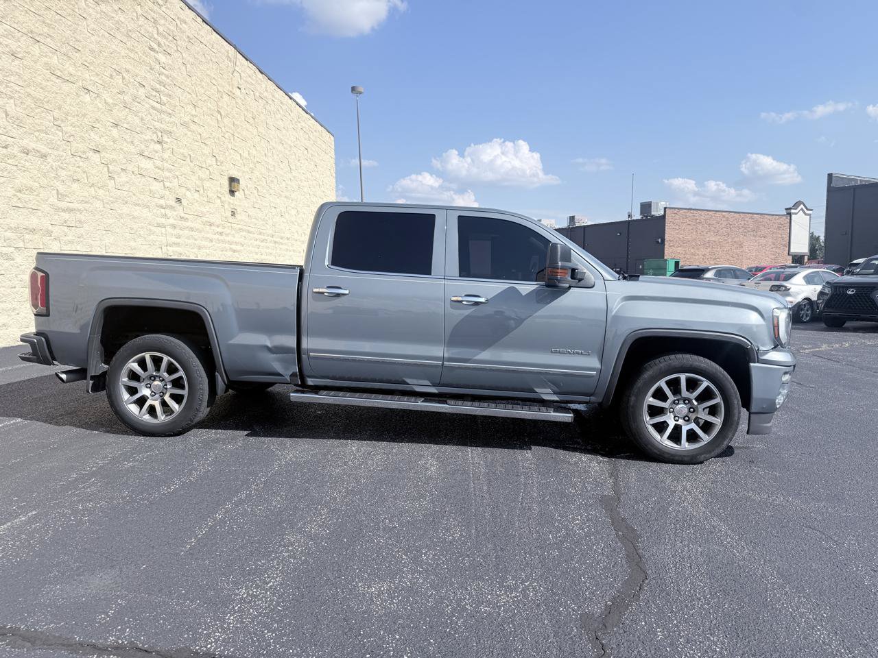 Used 2016 GMC Sierra 1500 Denali AWD/4WD image 6