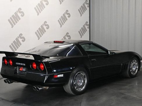 Used 1987 Chevrolet Corvette Coupe RWD image 5