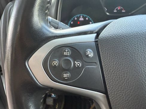 Used 2022 Chevrolet Colorado LT w/ Fleet Safety Package image 26