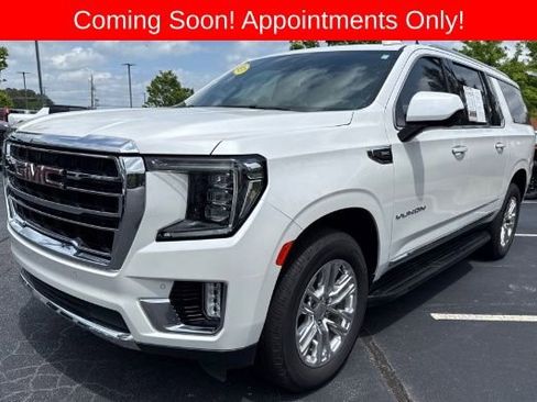 Used 2023 GMC Yukon XL SLT AWD/4WD image 1