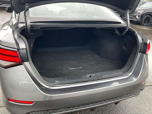 Used 2024 Nissan Sentra SV FWD image 33