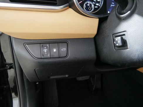 Used 2022 Genesis G70 2.0T w/ Prestige Package image 26