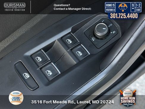 Used 2024 Volkswagen Jetta SE FWD image 32