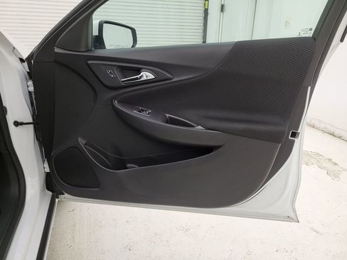 Used 2023 Chevrolet Malibu LT image 31