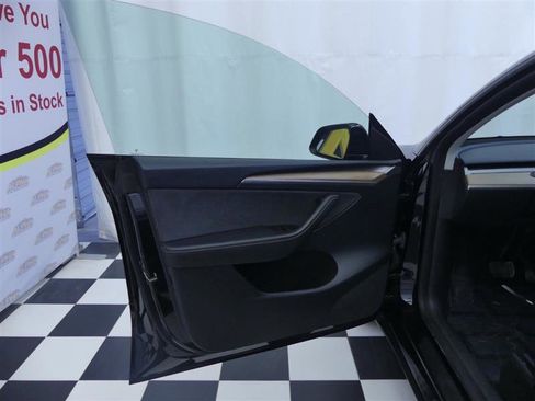 Used 2023 Tesla Model Y Long Range AWD/4WD image 22