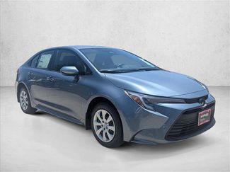 Used 2025 Toyota Corolla LE FWD video 3
