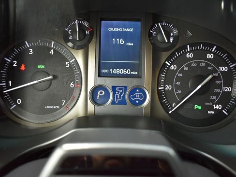 Used 2018 Lexus GX 460 Luxury AWD/4WD image 16
